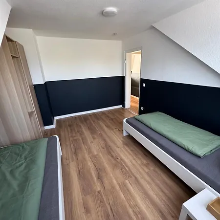Zentral Gelegenes Am Vituspark Mg70 & Mg71 * Mönchengladbach